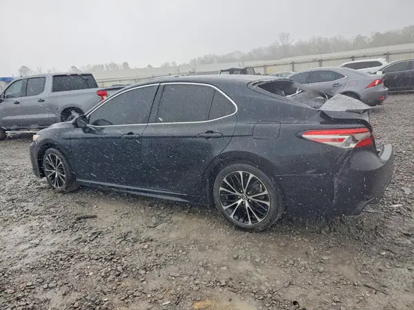 4T1B11HK9JU092667 2018 TOYOTA CAMRY - Image 2