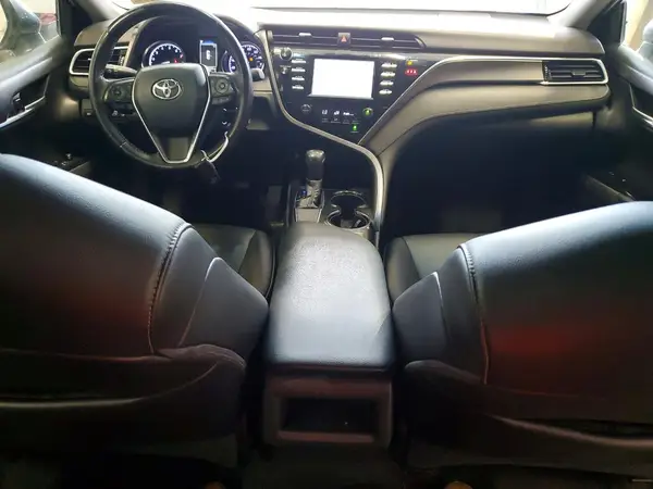 4T1B11HK9JU093091 2018 TOYOTA CAMRY - Image 8