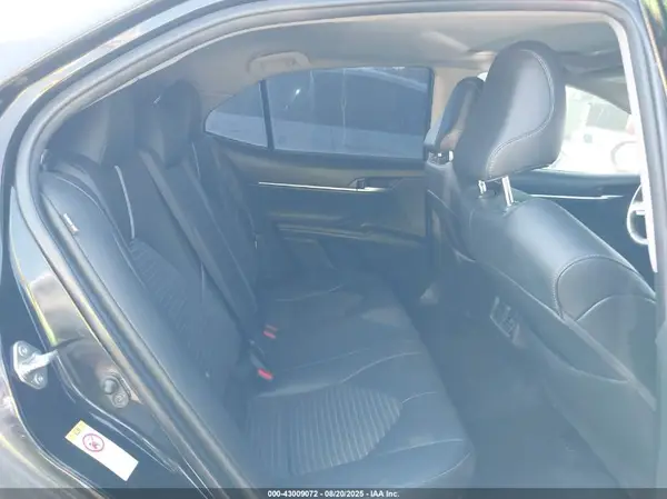 4T1B11HK9JU093222 2018 TOYOTA CAMRY - Image 8