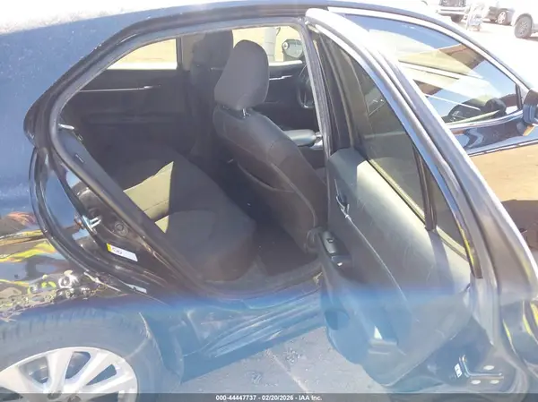 4T1B11HK9JU097111 2018 TOYOTA CAMRY - Image 8