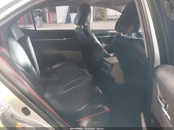 4T1B11HK9JU100475 2018 TOYOTA CAMRY - Image 8