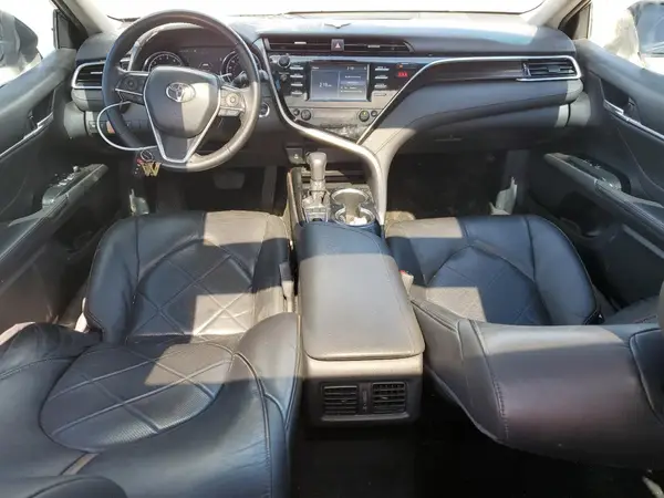 4T1B11HK9JU104297 2018 TOYOTA CAMRY - Image 8
