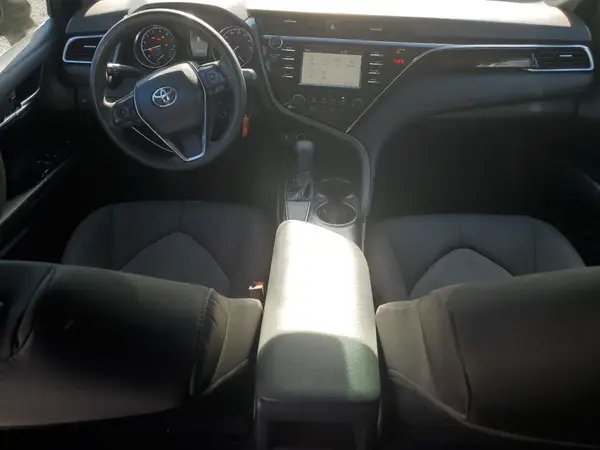 4T1B11HK9JU104493 2018 TOYOTA CAMRY - Image 8