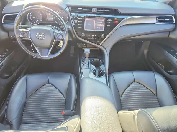 4T1B11HK9JU106096 2018 TOYOTA CAMRY - Image 8