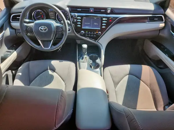 4T1B11HK9JU107765 2018 TOYOTA CAMRY - Image 8