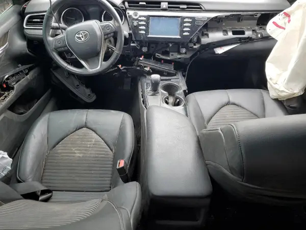 4T1B11HK9JU108429 2018 TOYOTA CAMRY - Image 8