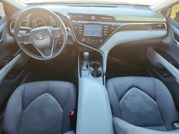 4T1B11HK9JU109127 2018 TOYOTA CAMRY - Image 8
