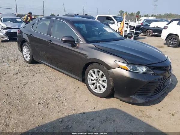 4T1B11HK9JU110195 2018 TOYOTA CAMRY - Image 1