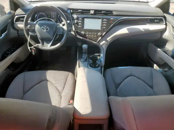 4T1B11HK9JU112335 2018 TOYOTA CAMRY - Image 8