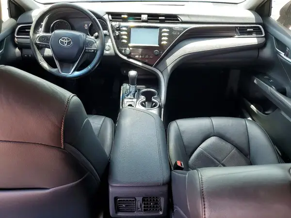 4T1B11HK9JU118233 2018 TOYOTA CAMRY - Image 8