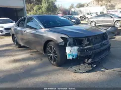 4T1B11HK9JU120399 2018 TOYOTA CAMRY