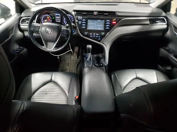 4T1B11HK9JU121813 2018 TOYOTA CAMRY - Image 8