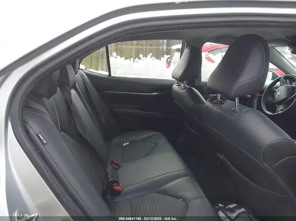 4T1B11HK9JU127949 2018 TOYOTA CAMRY - Image 8