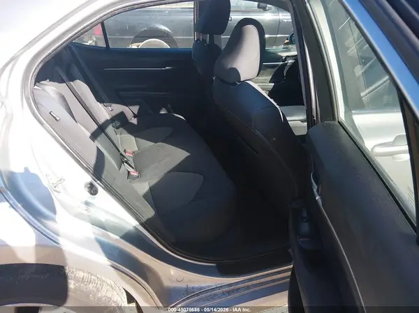 4T1B11HK9JU128793 2018 TOYOTA CAMRY - Image 8