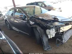 4T1B11HK9JU133329 2018 TOYOTA CAMRY