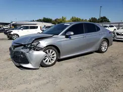 4T1B11HK9JU133671 2018 TOYOTA CAMRY