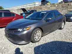 4T1B11HK9JU133976 2018 TOYOTA CAMRY