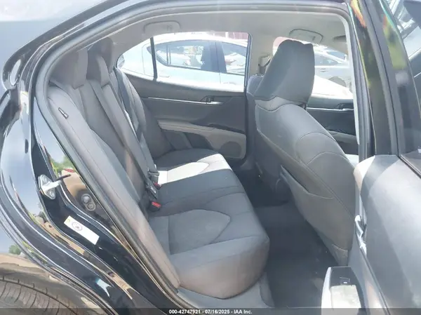 4T1B11HK9JU134416 2018 TOYOTA CAMRY - Image 8