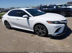 4T1B11HK9JU137252 2018 TOYOTA CAMRY