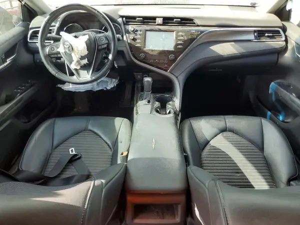 4T1B11HK9JU141527 2018 TOYOTA CAMRY - Image 8