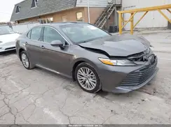 4T1B11HK9JU143701 2018 TOYOTA CAMRY
