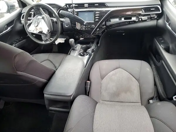4T1B11HK9JU144301 2018 TOYOTA CAMRY - Image 8