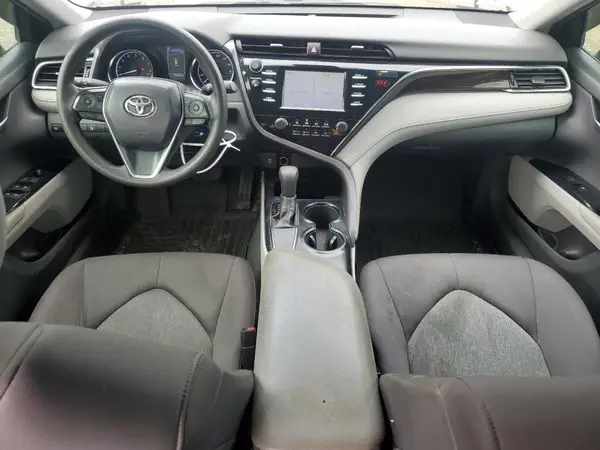 4T1B11HK9JU145870 2018 TOYOTA CAMRY - Image 8