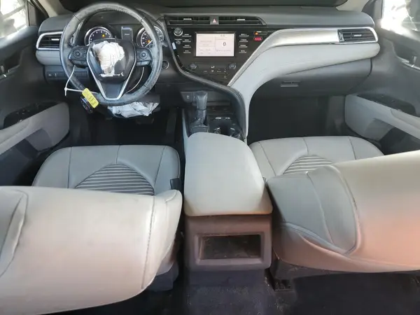 4T1B11HK9JU148008 2018 TOYOTA CAMRY - Image 8