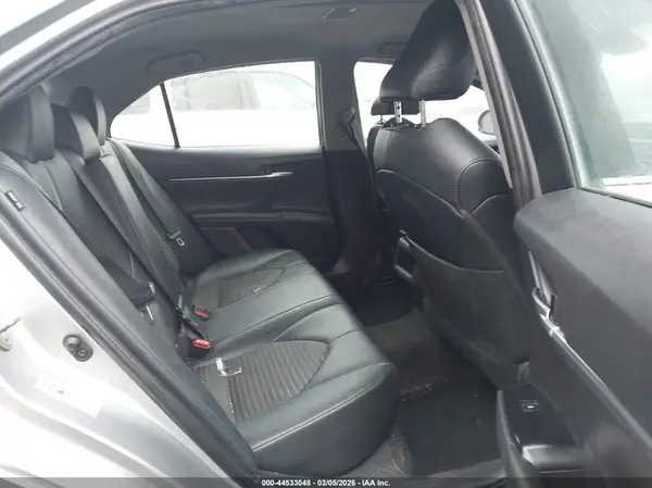4T1B11HK9JU149336 2018 TOYOTA CAMRY - Image 8