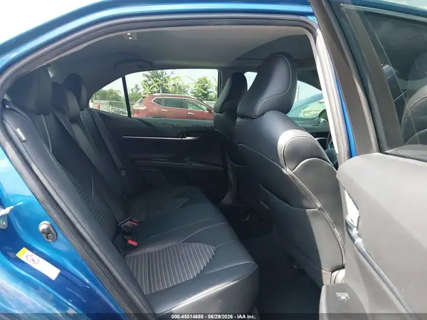 4T1B11HK9JU150115 2018 TOYOTA CAMRY - Image 8
