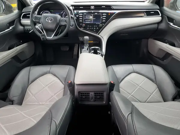 4T1B11HK9JU150616 2018 TOYOTA CAMRY - Image 8