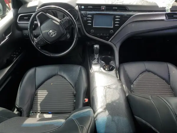 4T1B11HK9JU151541 2018 TOYOTA CAMRY - Image 8