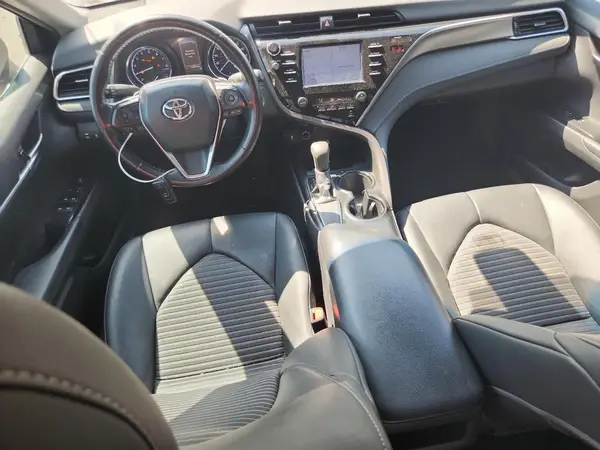 4T1B11HK9JU157923 2018 TOYOTA CAMRY - Image 8