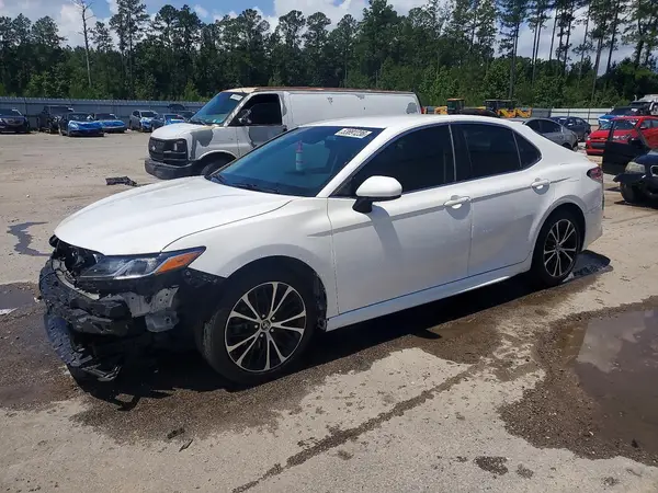 4T1B11HK9JU159316 2018 TOYOTA CAMRY - Image 1