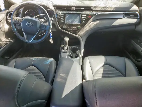 4T1B11HK9JU159526 2018 TOYOTA CAMRY - Image 8