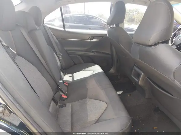 4T1B11HK9JU502223 2018 TOYOTA CAMRY - Image 8