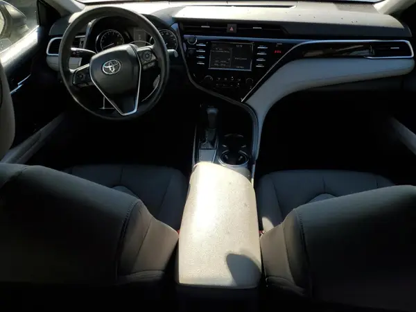 4T1B11HK9JU503937 2018 TOYOTA CAMRY - Image 8