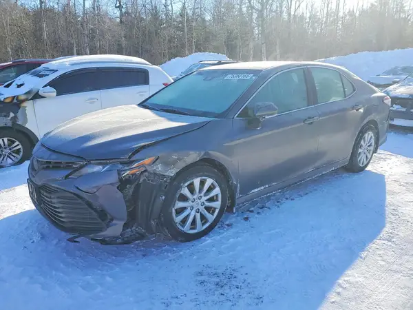 4T1B11HK9JU505431 2018 TOYOTA CAMRY - Image 1