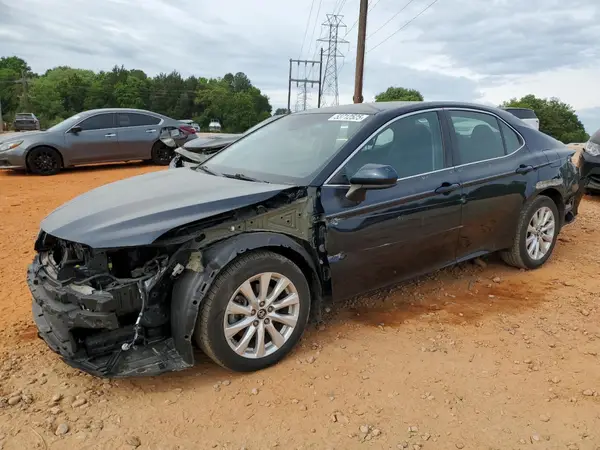 4T1B11HK9JU507437 2018 TOYOTA CAMRY - Image 1