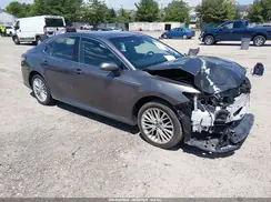 4T1B11HK9JU508278 2018 TOYOTA CAMRY
