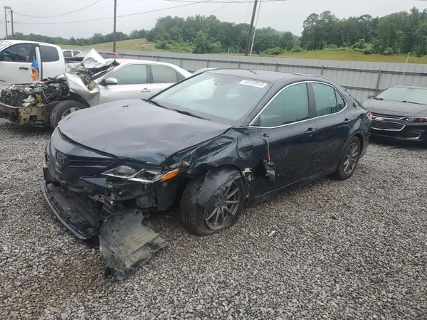 4T1B11HK9JU512587 2018 TOYOTA CAMRY - Image 1