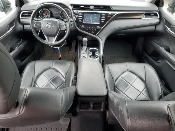 4T1B11HK9JU513402 2018 TOYOTA CAMRY - Image 8