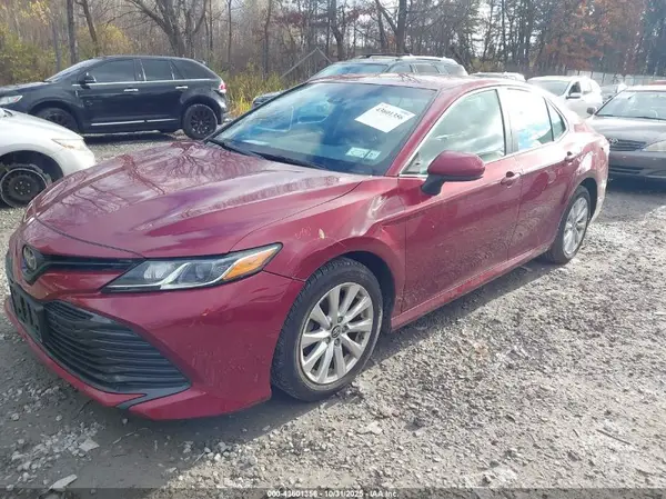 4T1B11HK9JU514999 2018 TOYOTA CAMRY - Image 2