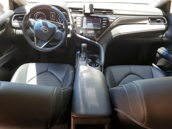4T1B11HK9JU516137 2018 TOYOTA CAMRY - Image 8
