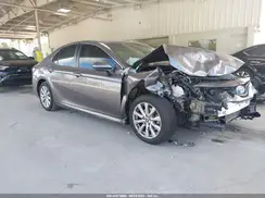 4T1B11HK9JU523122 2018 TOYOTA CAMRY