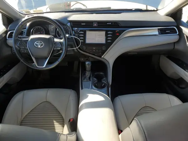 4T1B11HK9JU525386 2018 TOYOTA CAMRY - Image 8