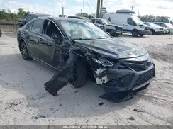 4T1B11HK9JU525470 2018 TOYOTA CAMRY