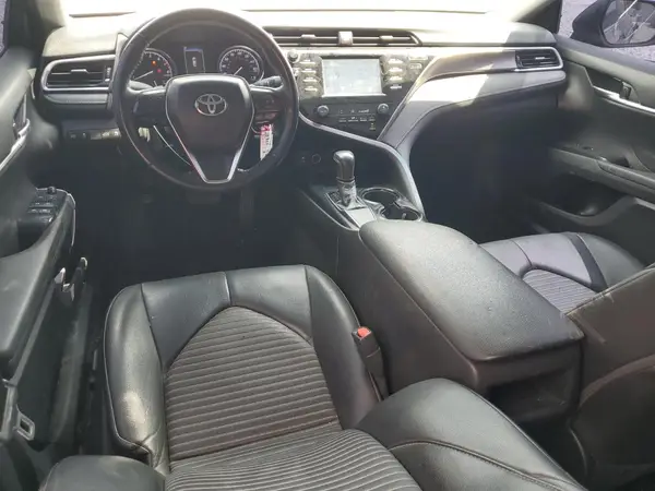 4T1B11HK9JU528420 2018 TOYOTA CAMRY - Image 8