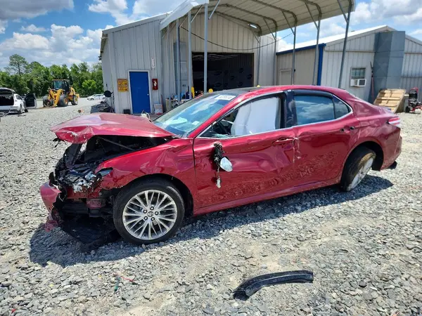 4T1B11HK9JU531110 2018 TOYOTA CAMRY - Image 1