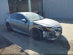 4T1B11HK9JU532886 2018 TOYOTA CAMRY